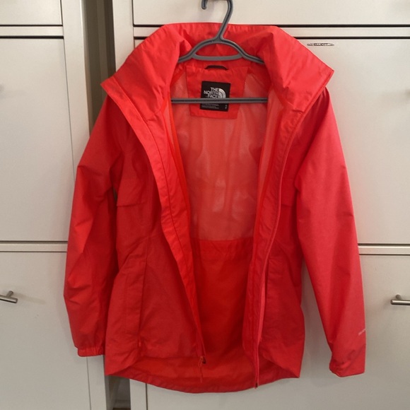 North Face Inlux Dryvent Rain Jacket - Picture 8 of 10